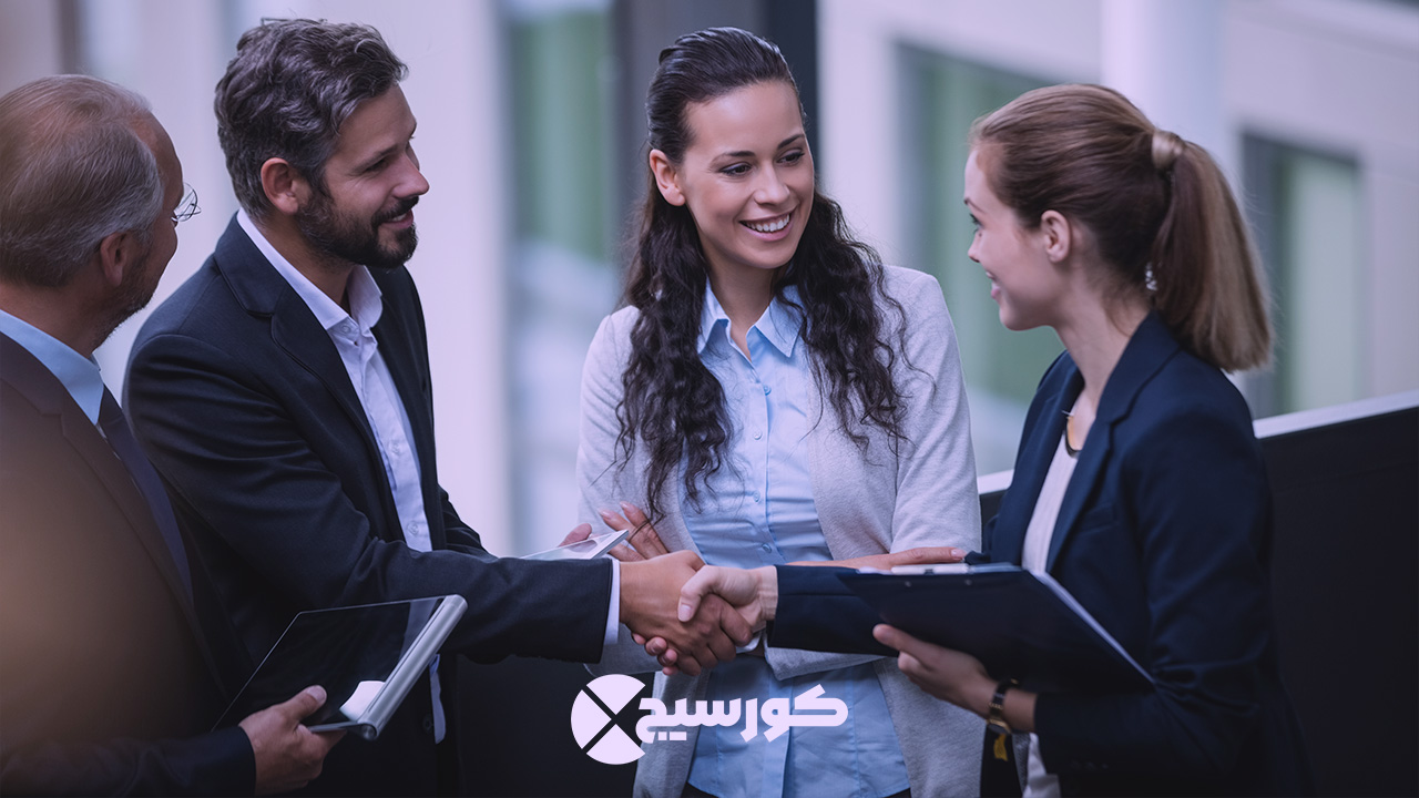 در دورهای جامع و کاربردی با استاد ماهان تیموری، آموزشهای ارزشمندی در زمینه مهارتهای فروش ارائه میشود که شما را قادر میسازد با استفاده از تکنیکها و تئوریهای نوین، فروش خود را به طرز چشمگیری افزایش دهید. این دوره برای تمامی کسبوکارها، فروشندگان محصولات و خدمات، و هر کسی که به دنبال بهبود عملکرد فروش خود است، مفید میباشد. با پوشش دادن موضوعاتی از قبیل اشتباهات رایج در فروش، شش مرحلهی کلیدی فروش، و استراتژیهای متنوع برای افزایش فروش، این دوره ابزارهای لازم برای ایجاد و مدیریت یک تیم فروش موفق را در اختیار شما قرار میدهد. فرصتی استثنایی برای تمامی افرادی که میخواهند مهارتهای فروش خود را به سطح حرفهای ارتقا دهند و کسبوکار خود را به موفقیتهای بزرگتری برسانند.